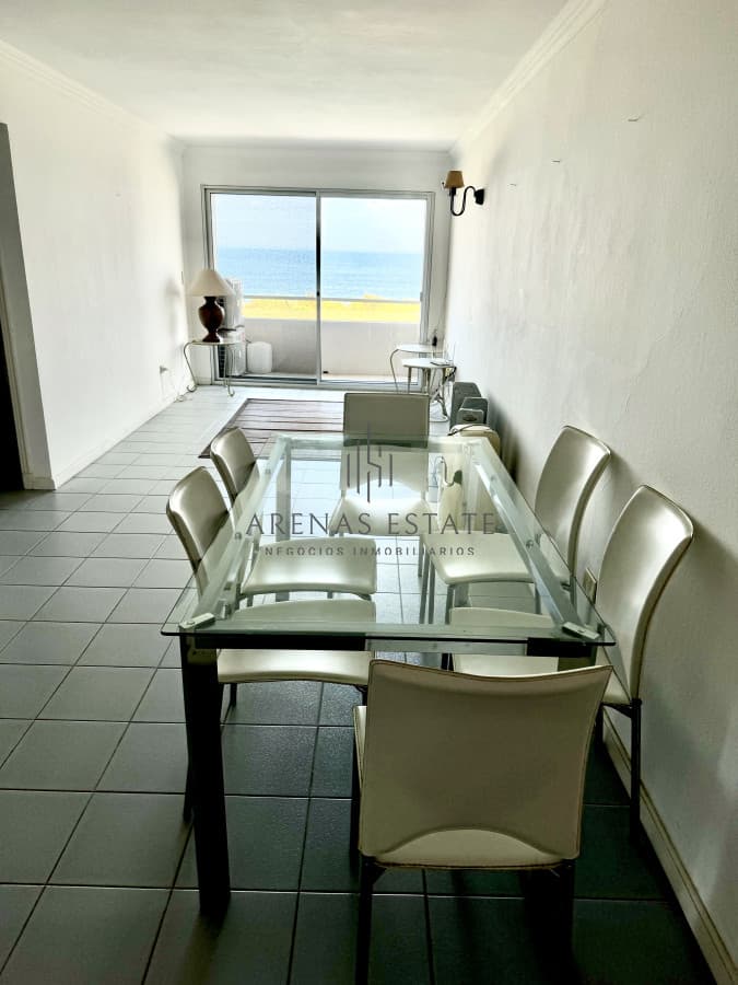 Apartamento ID.3524 - Apartamento de dos dormitorios en primera linea de playa mansa