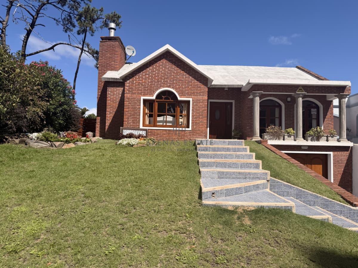 Casa ID.4276 - Casa en venta en Punta del Este , Jardines de Cordoba