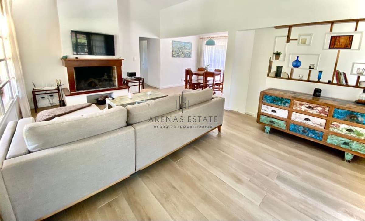 Casa ID.1452 - En venta casa en zona Mansa