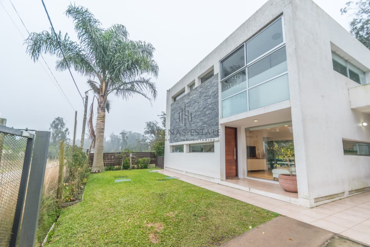 Casa ID.1859 - Casa en venta en Punta del este