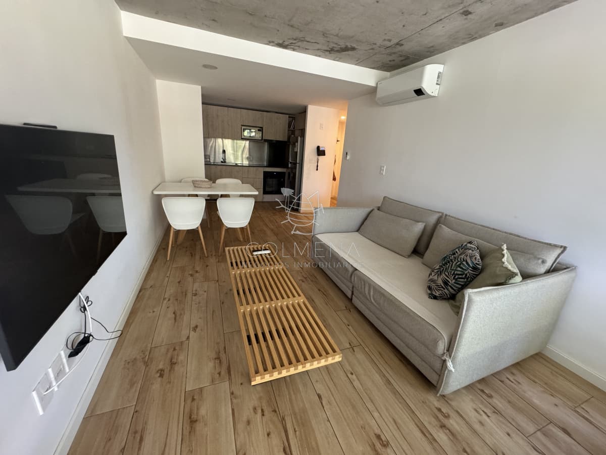 Apartamento en venta de dos dormitorios en Punta del Este
