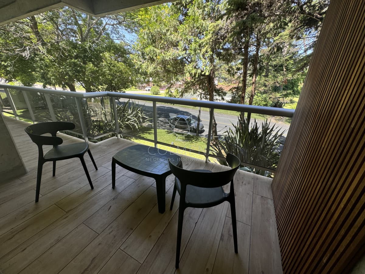 Apartamento en venta de dos dormitorios en Punta del Este