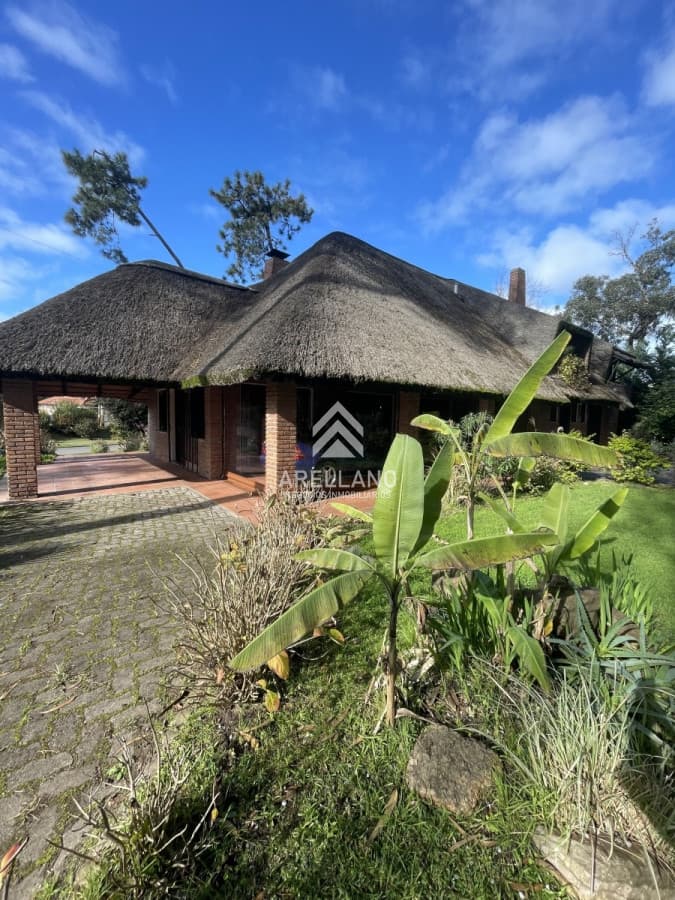 Casa ID.2169 - Venta casa 3 dormitorios