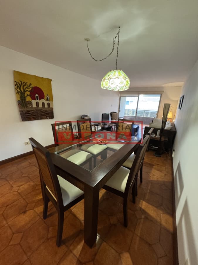 VENTA - 3 dormitorios 1era Línea Playa Mansa  - Inmobiliaria Verona Punta