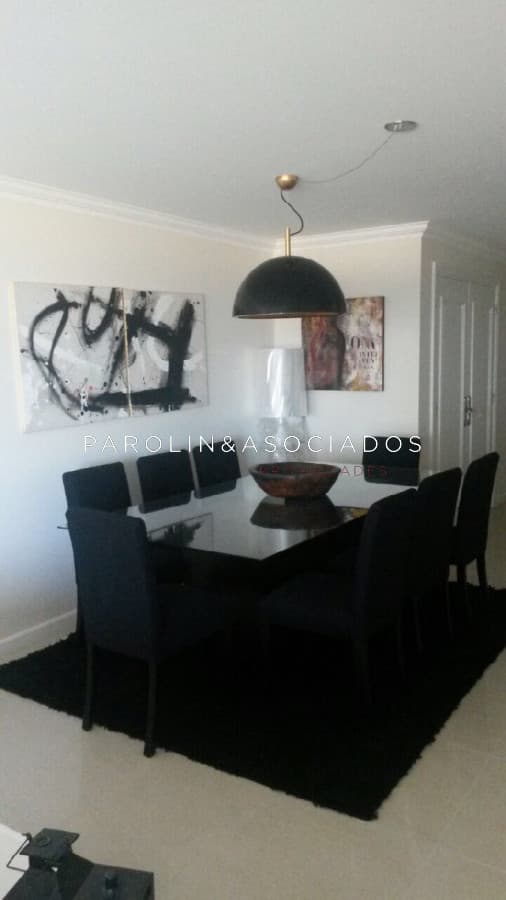 Hermoso apartamento de 3 dormitorios en venta, Torre Imperiale-Punta del Este.