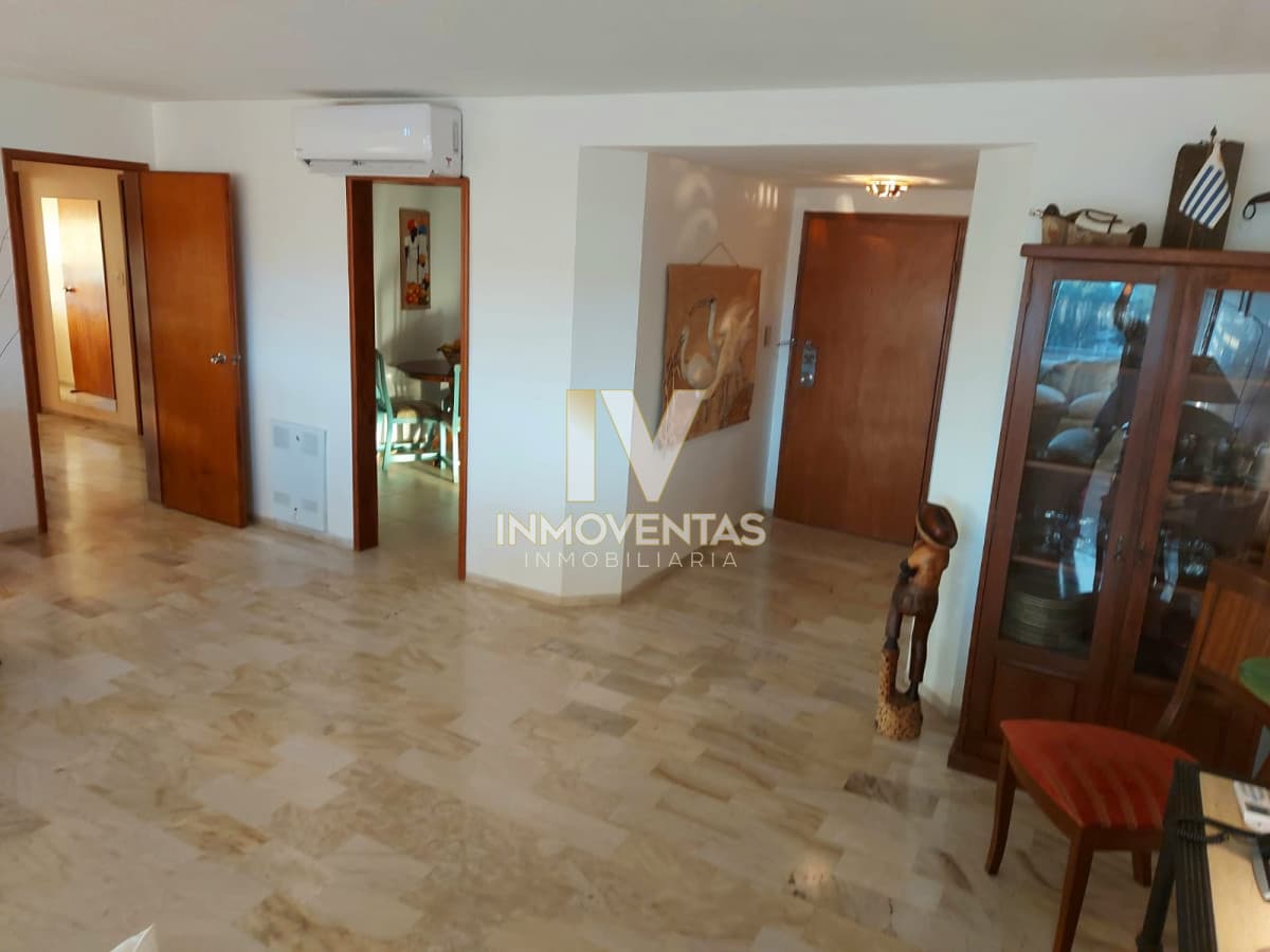 APARTAMENTO EN ROOSEVELT , 3 DORMITORIOS 3 BAÑOS