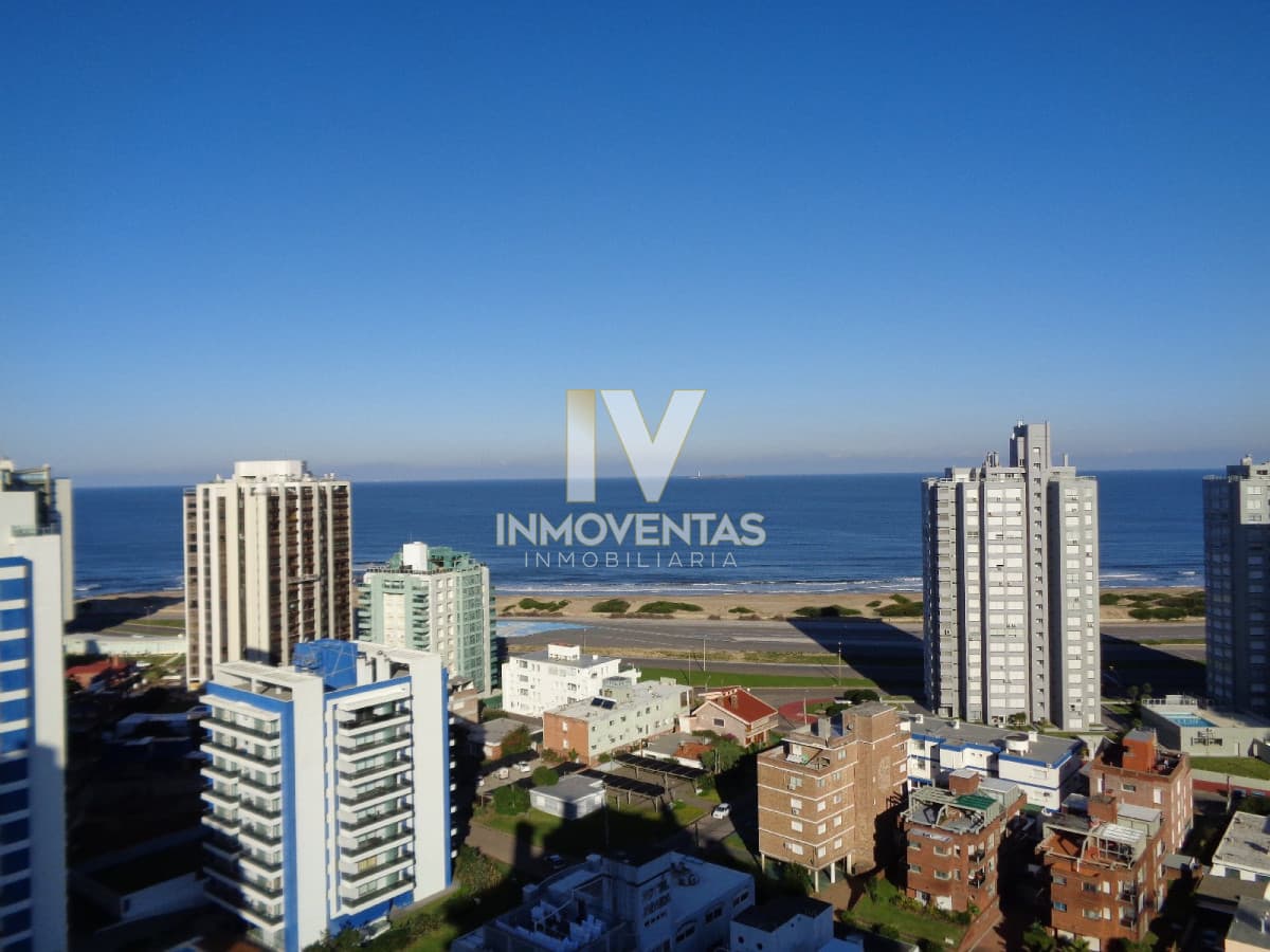 PENT HOUSE EN TORRE DE CATEGORÍA