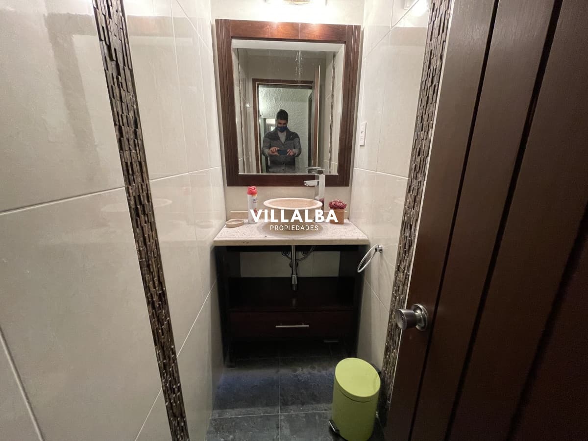 CASA EN VENTA, EXCELENTE ZONA RESIDENCIAL PUNTA DEL ESTE, PLAYA MANSA