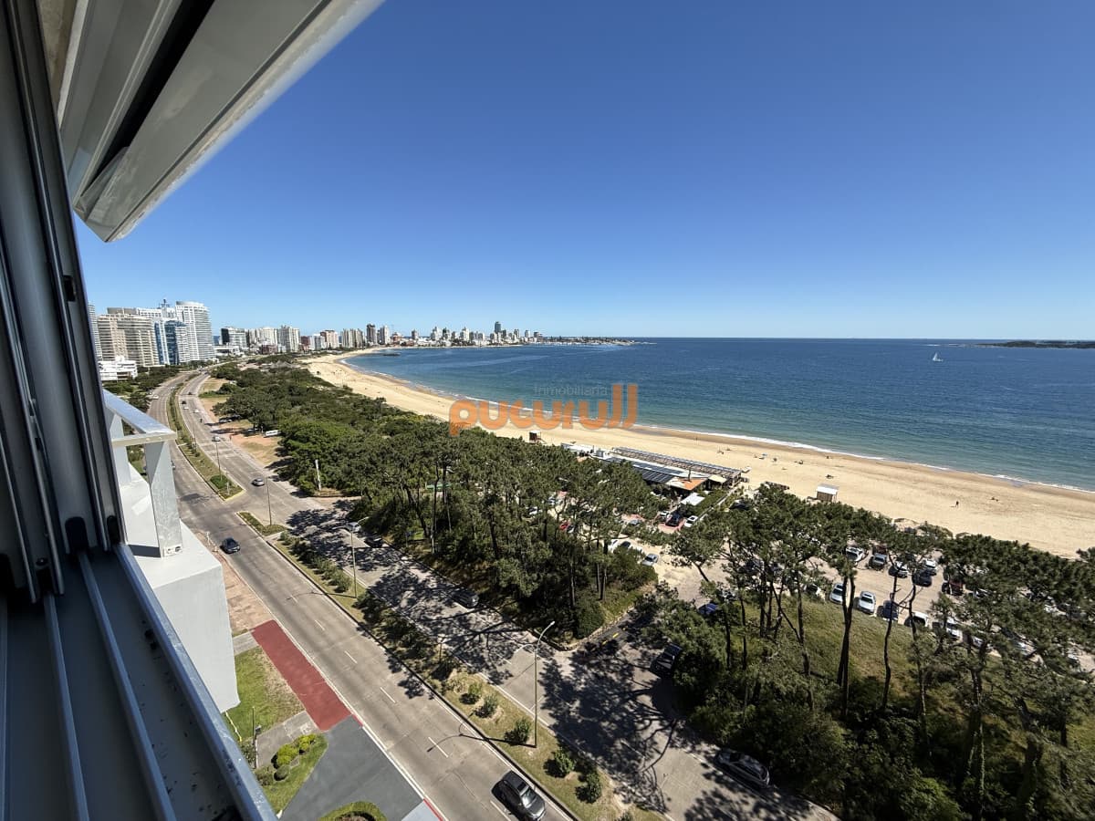 RECIEN INGRESADO, 3 DORMITORIOS Y DEP. VENTA PRIMERA LINEA PLAYA MANSA
