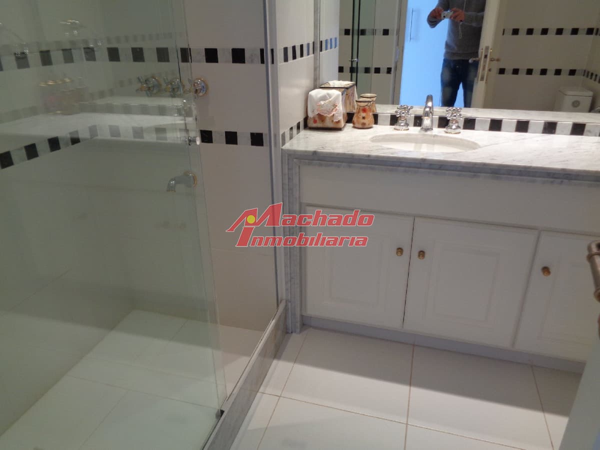 Apartamento en Brava, 5 dormitorios