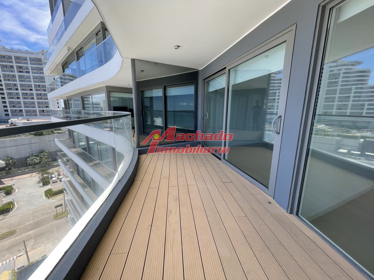 Apartamento en venta de 3 dormitorios 3 Baños en suite en Mansa!!!