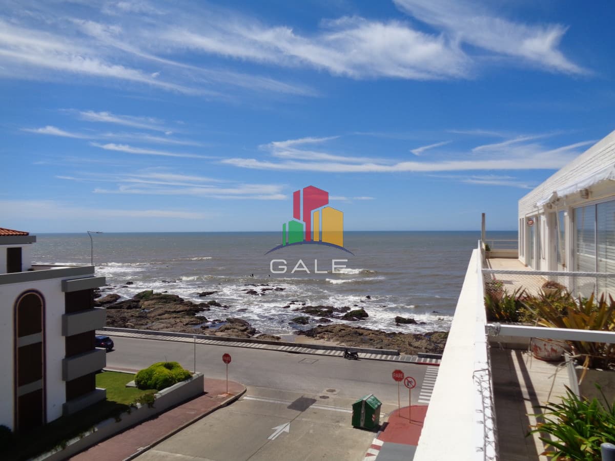 PENT HOUSE PENINSULA ALQUILER PLAYA EL EMIR, CERCA DE LOS DEDOS, PUNTA DEL ESTE, 1400 DOLARES MENSUALES PARA ALQUILER ANUAL .  -