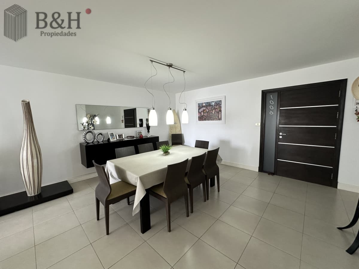TORRE MANHATTAN, ALQUILER ENERO, 3 DORMITORIOS, TERRAZA CON PARRILLERO PUNTA DEL ESTE