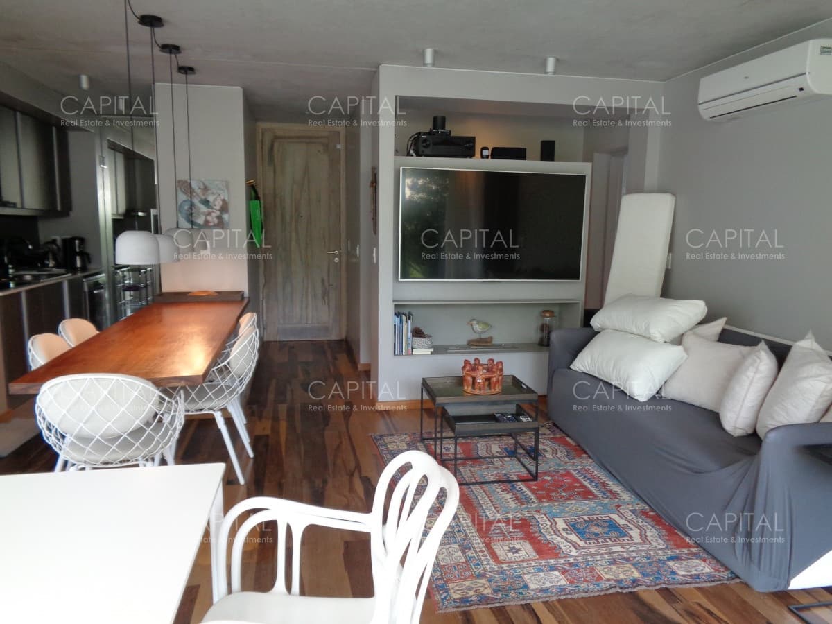 Apartamento a estrenar, venta en Punta del Este, muy buenos servicios, 2 dormitorios