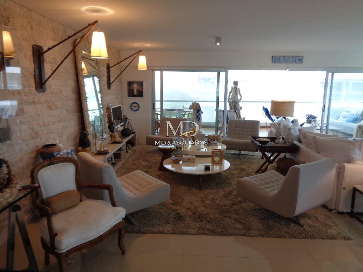 ALQUILER DE TEMPORADA 3 DORMITORIOS IMPECABLE RINCON DEL INDIO PUNTA DEL ESTE