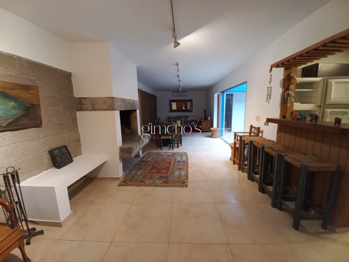 Lindisima Casa en El Tesoro Alquiler Anual 3 dormitorios - La Barra
