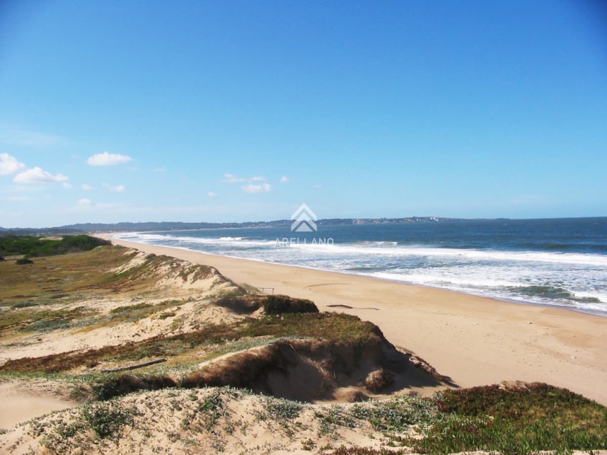 Terreno ID.5196 - venta 720 m2 a 6 cuadras del mar