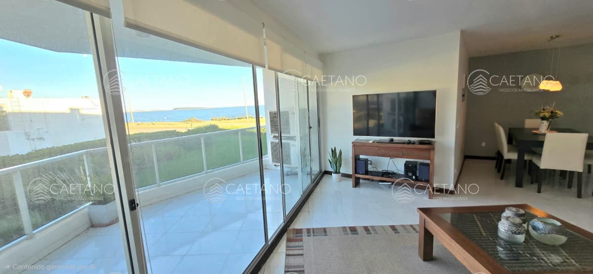 Si te gusta despertar en un departamento frente al mar con vistas al puerto e Isla Gorriti ésta es tu próxima inversión