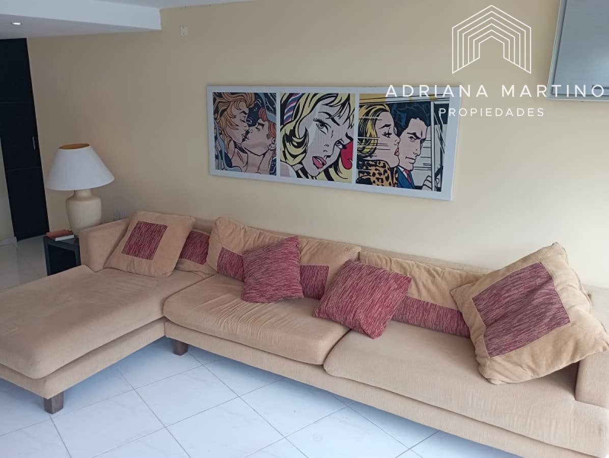 Apartamento de un dormitorio y 2 baños
