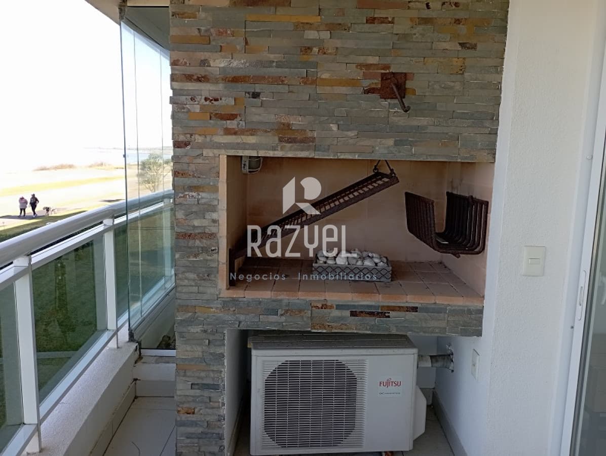 Apartamento ID.1115 - Descubre tu residencia en Punta del Este