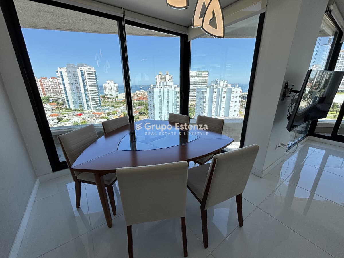 Divino apartamento de 3 dormitorios