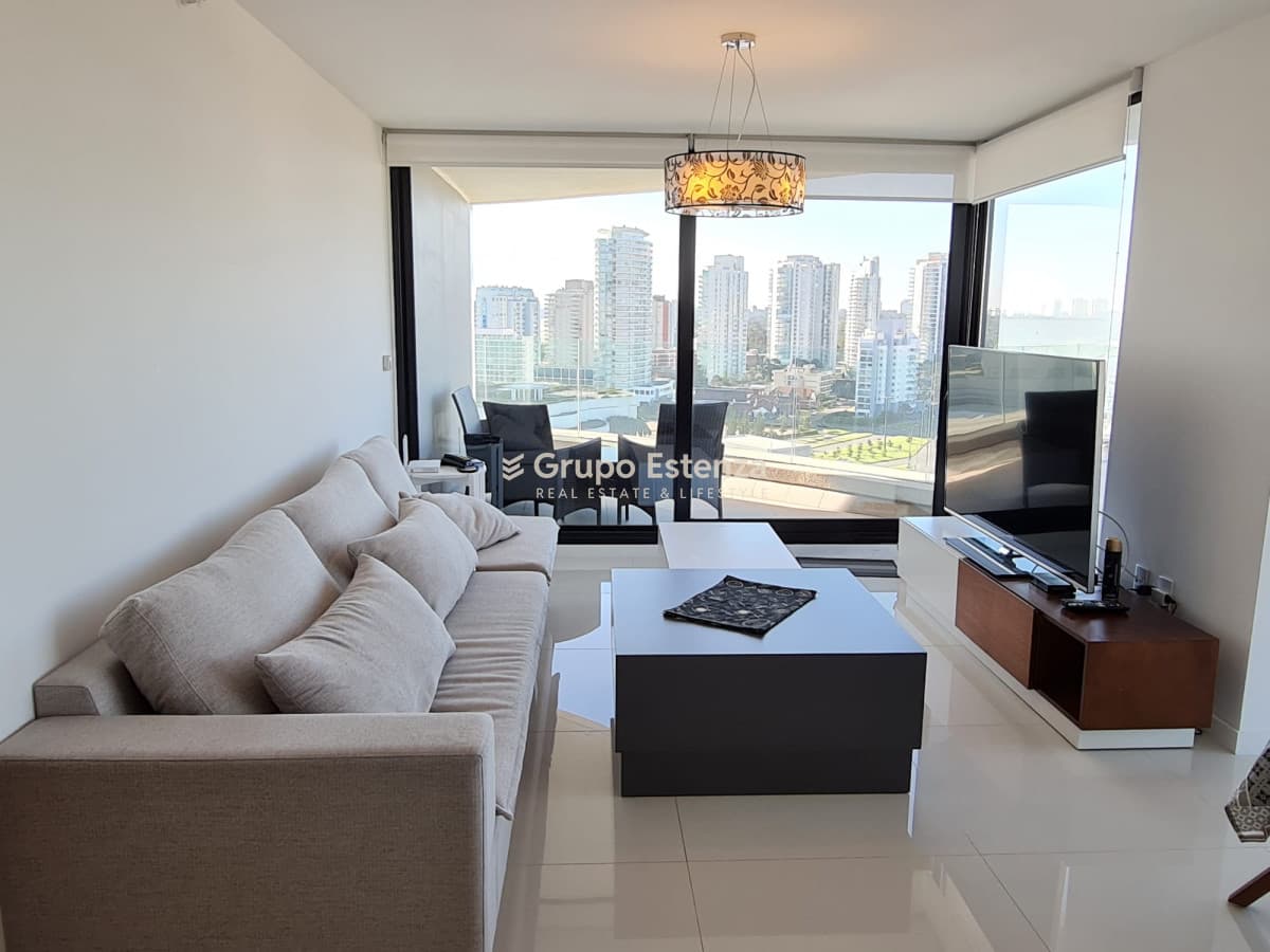 Apartamento de tres suites en venta