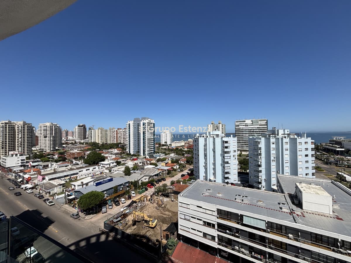 Divino apartamento de 3 dormitorios