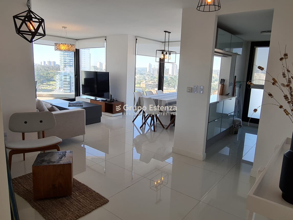 Apartamento de tres suites en venta