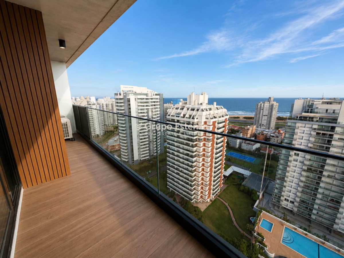 Torres del Este