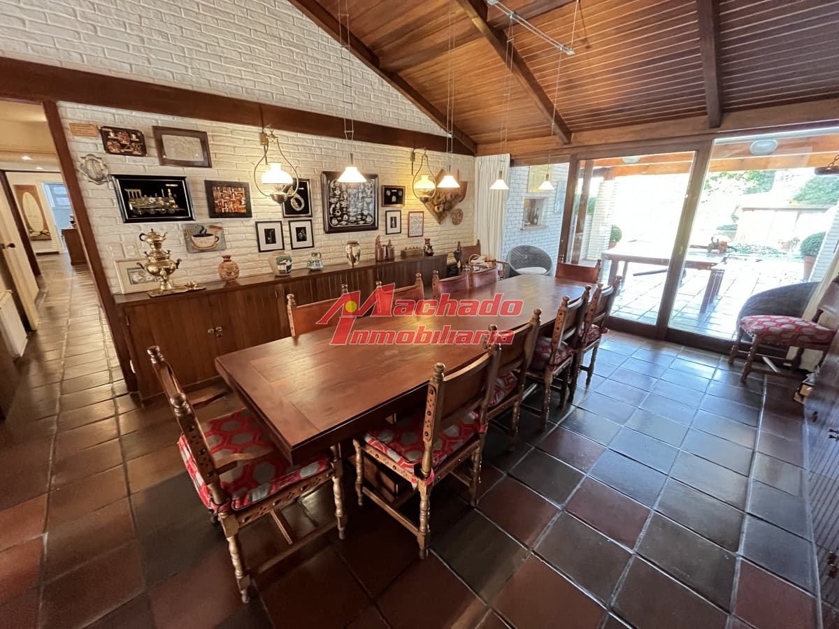 Hermosa casa en Playa mansa