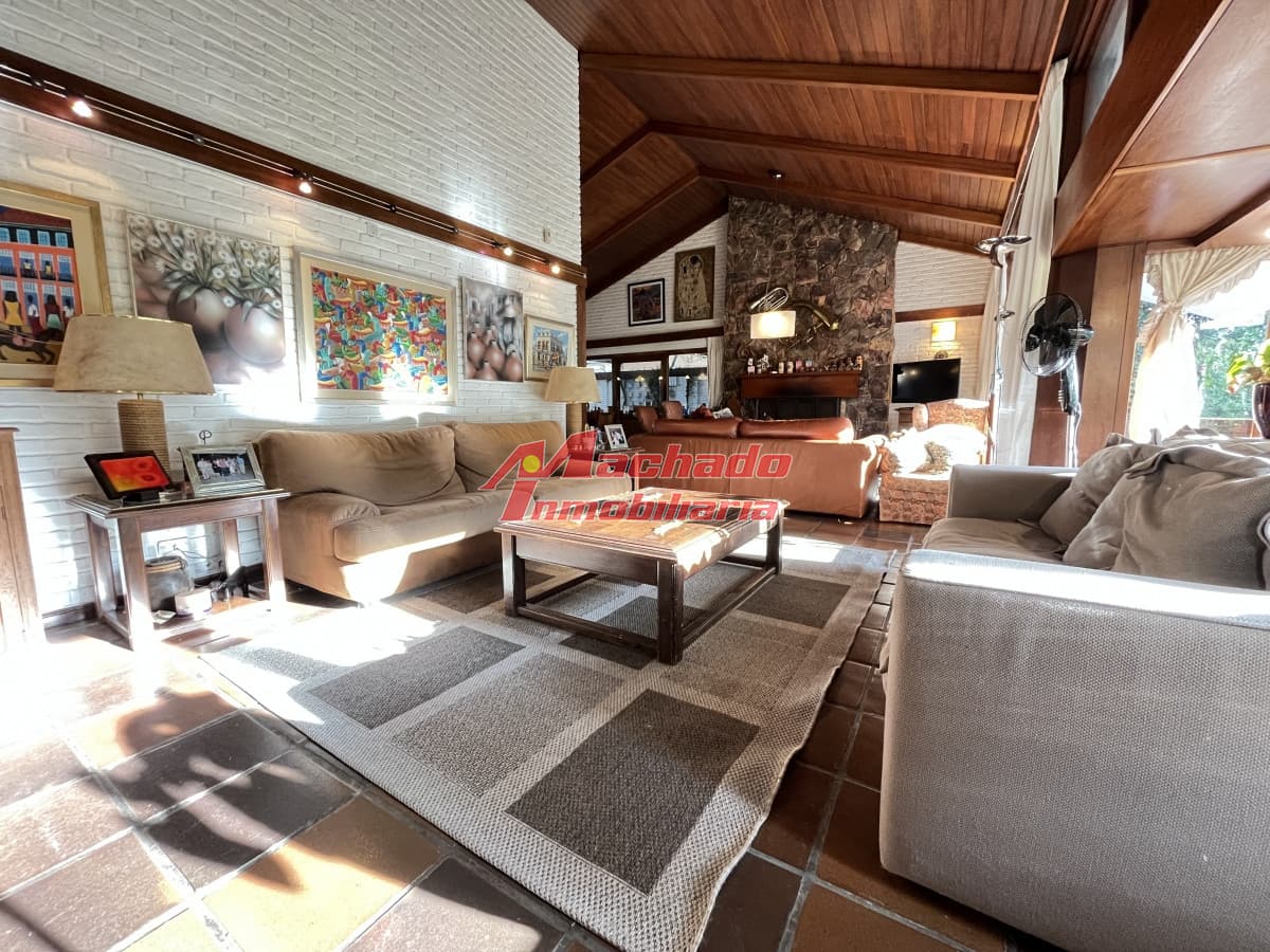 Hermosa casa en Playa mansa