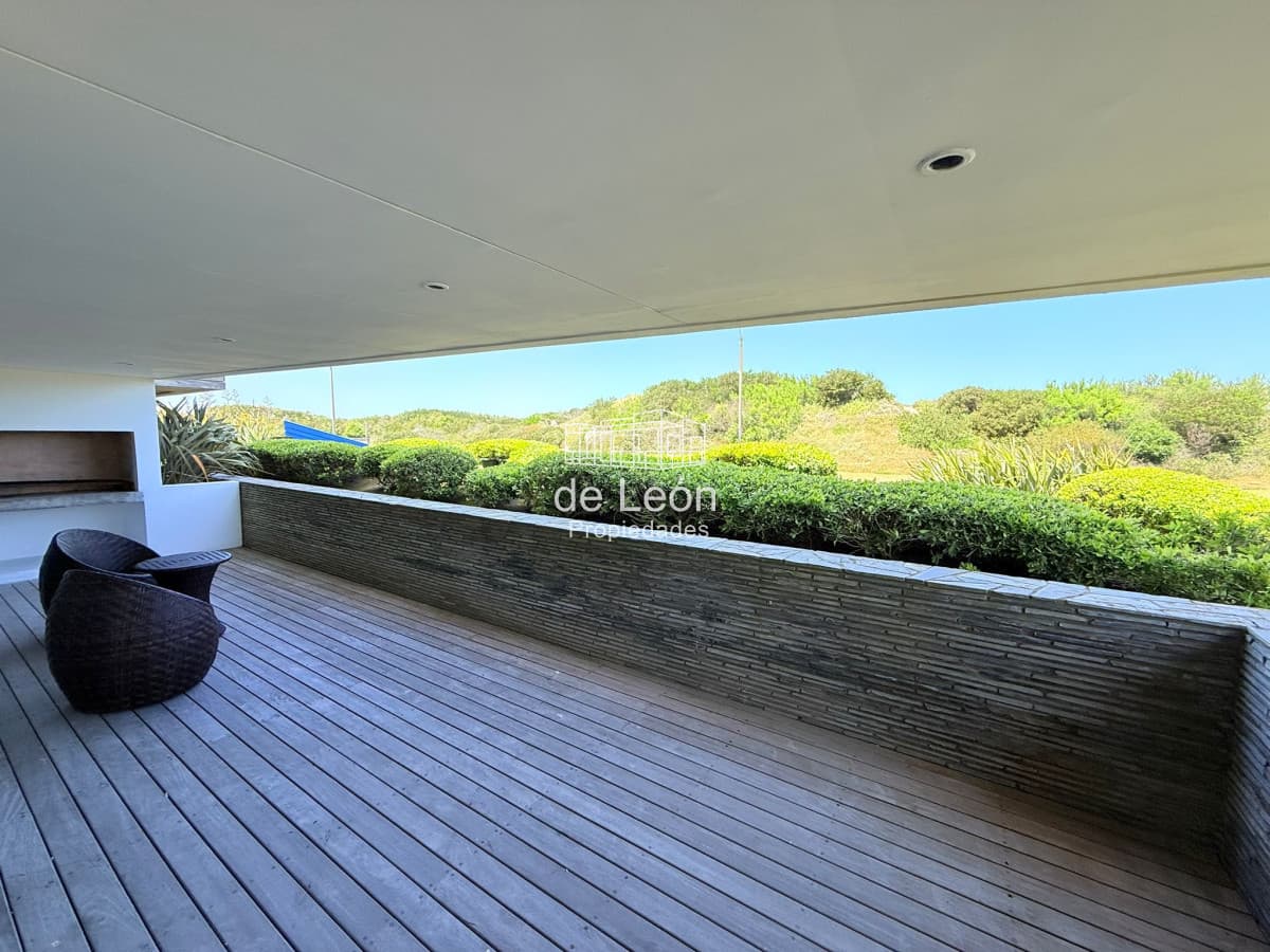 Departamento en venta de 2 dormitorios, Brava 28, Punta del Este