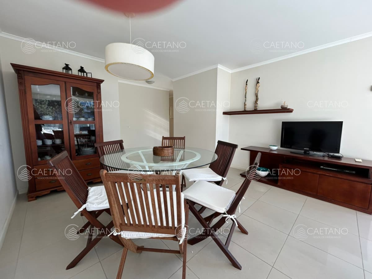Ocean Drive Apartamento en venta tres dormitorios, full amenities
