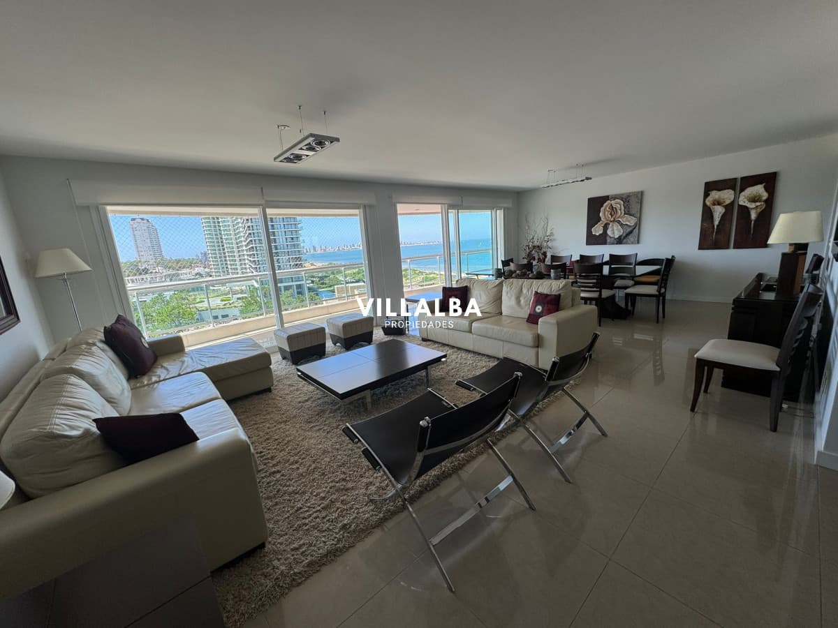 Apartamento en venta 4 dormitorios y serv. Torre Aquarela. 2026