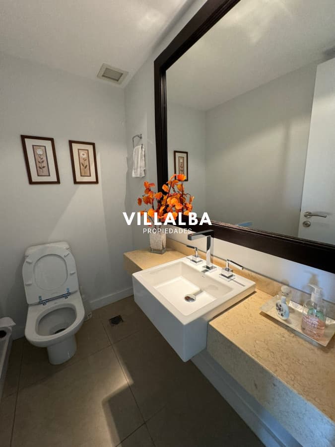 Apartamento en venta 4 dormitorios y serv. Torre Aquarela. 2026