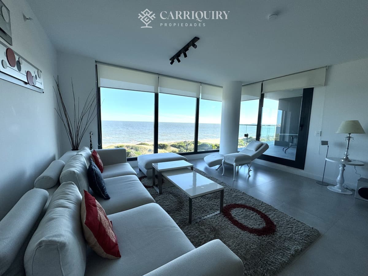 Apartamento en venta 2 dormitorios Playa Mansa vista