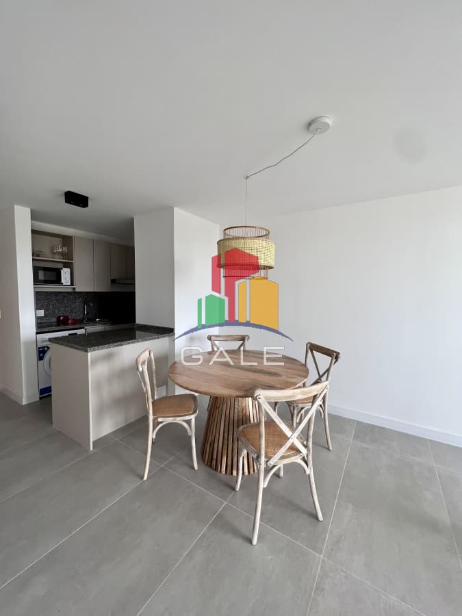 Gale Propiedades & Escribanía Apartamento ID.2022 - En alquiler anual apartamento de 1 y 1/2 dormitorios