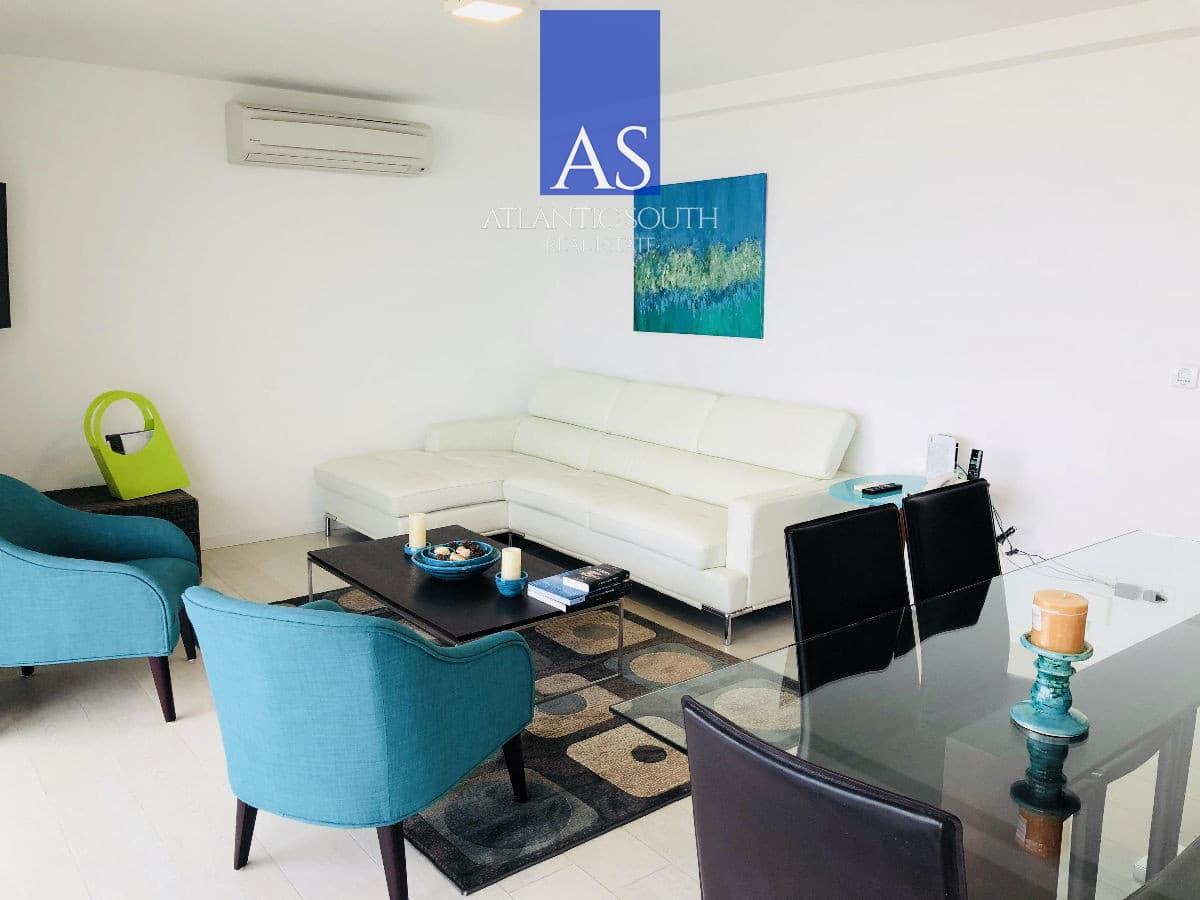 Isabel apartamento en venta 3 dormitorios más dependencia Vista al mar Piscina - Playa Mansa Punta del Este