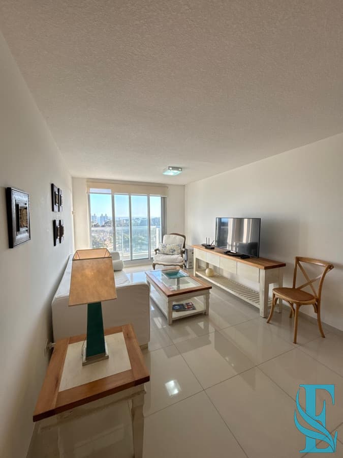 Summer Tower en venta apartamento 3 dormitorios