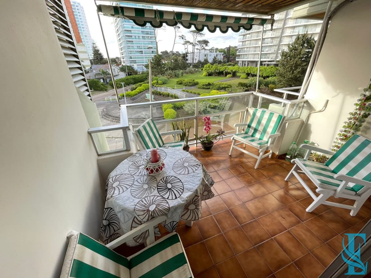 ALQUILER APARTAMENTO FRENTE AL MAR PLAYA MANSA