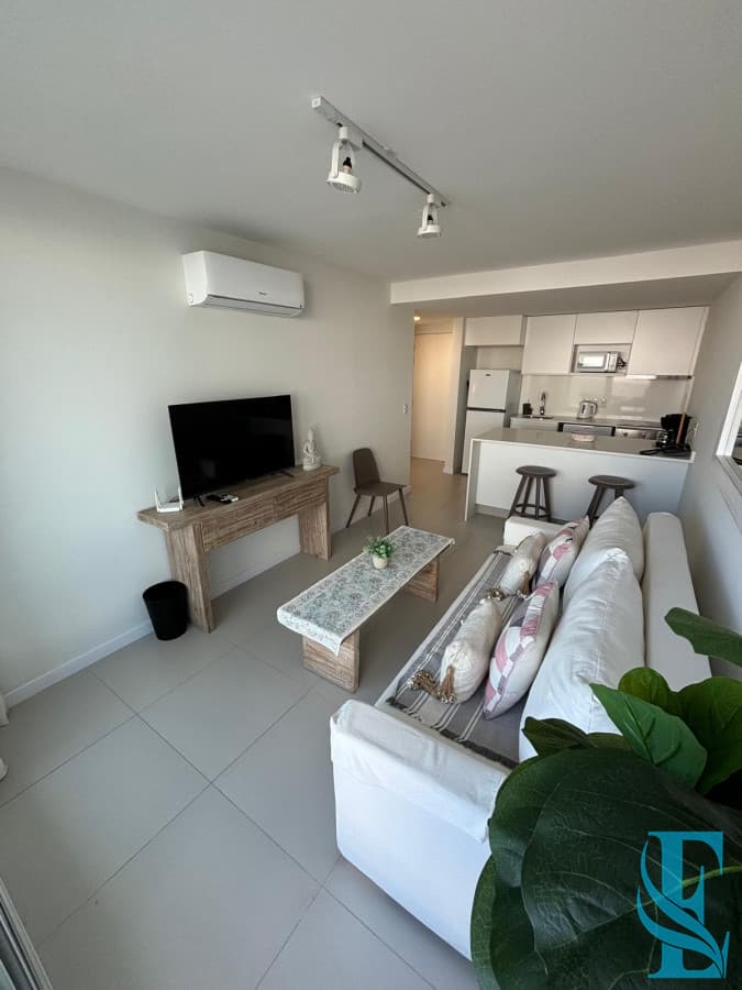 Alquiler Apto 1 Dormitorios Saint Honore Punta del Este, Playa Mansa