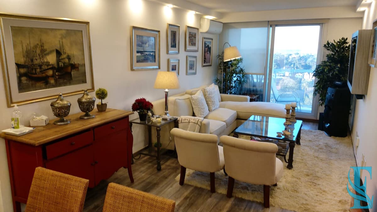 Apartamento Con Renta 2 Dormitorios En Roosevelt, Punta del Este
