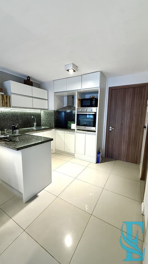 Venta Apartamento De Un Dormitorio Y Medio - Zona Roosevelt
