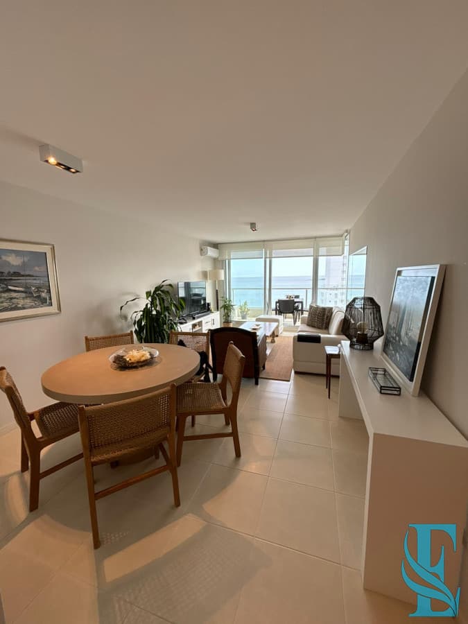 Alquiler Apartamento 2 Dorm Playa Mansa Season Tower