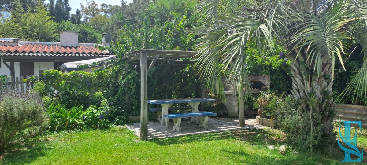 Venta Casa En Manantiales 3 Dormitorios