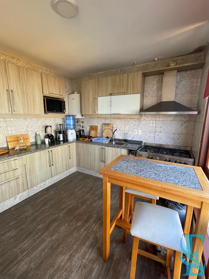 Venta De Dos Apartamentos + Dep En Gran Terreno Con Deposito De 200 M2 A 400mts Del Mar