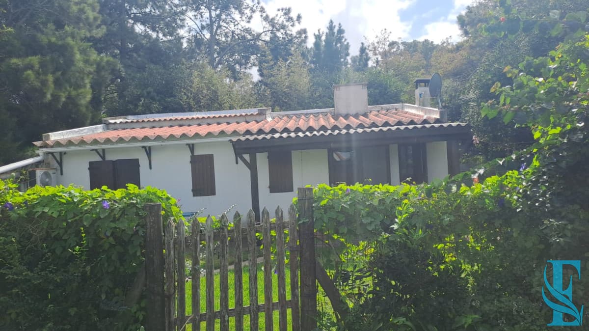 Venta Casa En Manantiales 3 Dormitorios