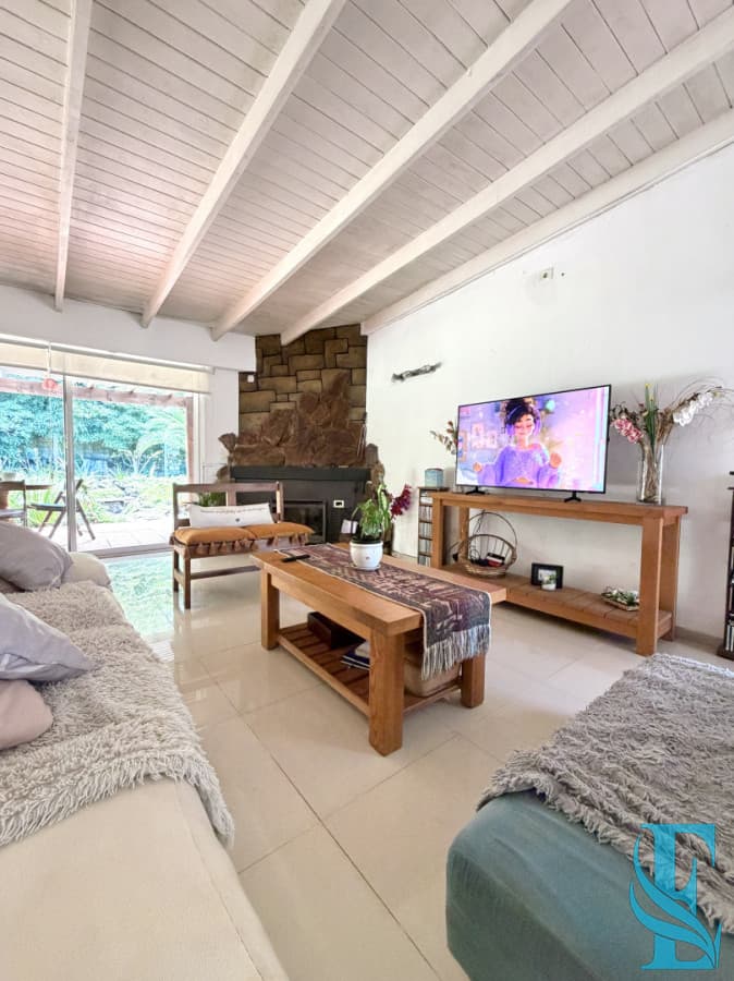 CASA EN VENTA VERDEMORA 3 DORMITORIOS