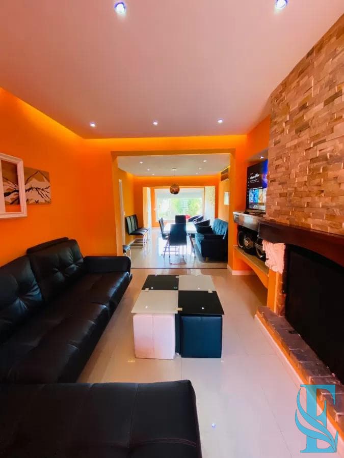 CHALET EN ALQUILER TEMPORARIO Y ANUAL .