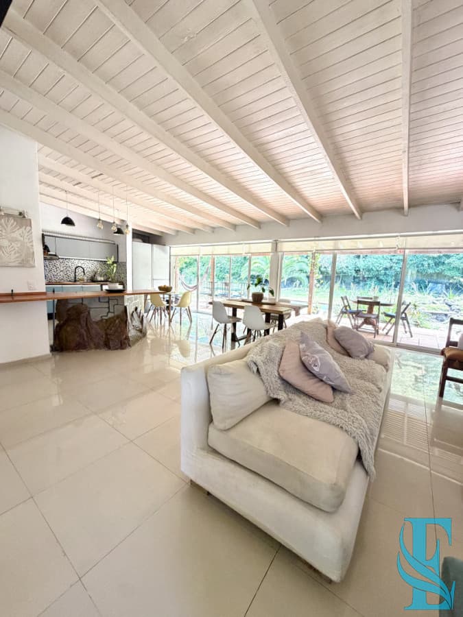 CASA EN VENTA VERDEMORA 3 DORMITORIOS